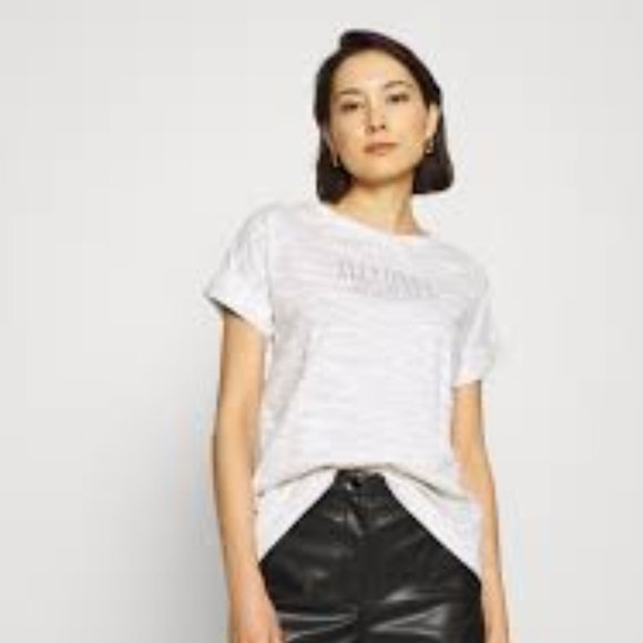 All Saints White Short Sleeve Tee with Tiger 🐅 Design - Picture 6 of 9